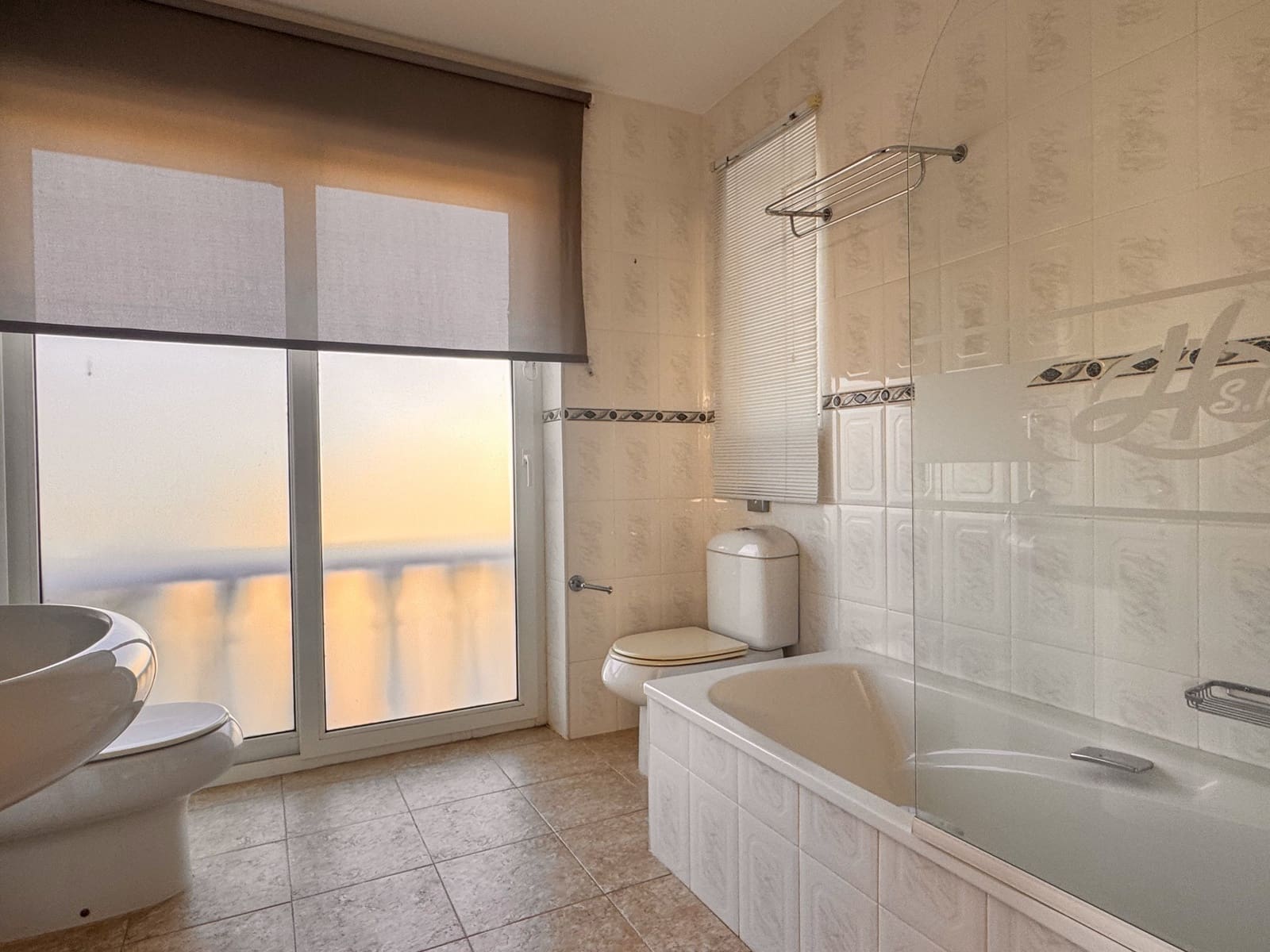 84 Zimmer Hotel zu verkaufen in Sotogrande mit Pool Garage - 9.500.000 € (Ref: 9301094)