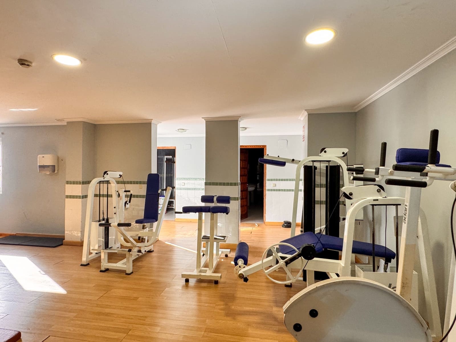 84 Zimmer Hotel zu verkaufen in Sotogrande mit Pool Garage - 9.500.000 € (Ref: 9301094)