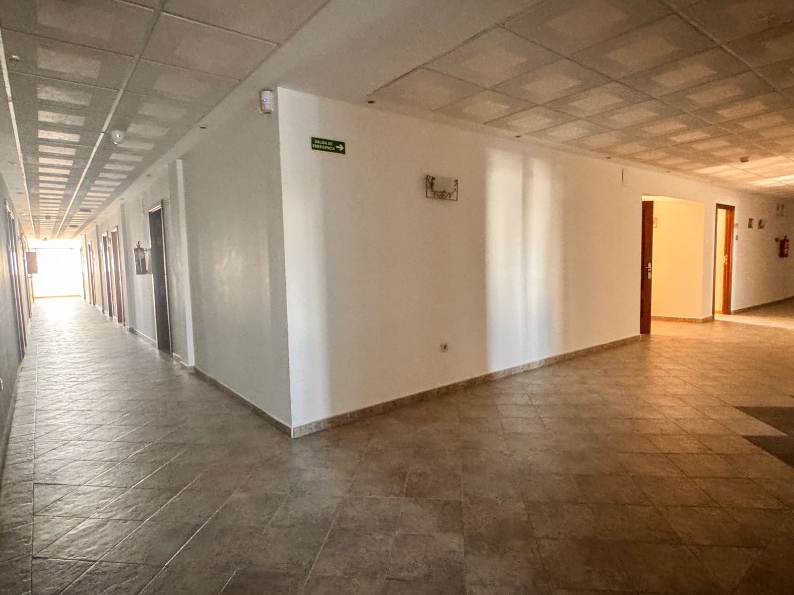 84 Zimmer Hotel zu verkaufen in Sotogrande mit Pool Garage - 9.500.000 € (Ref: 9301094)