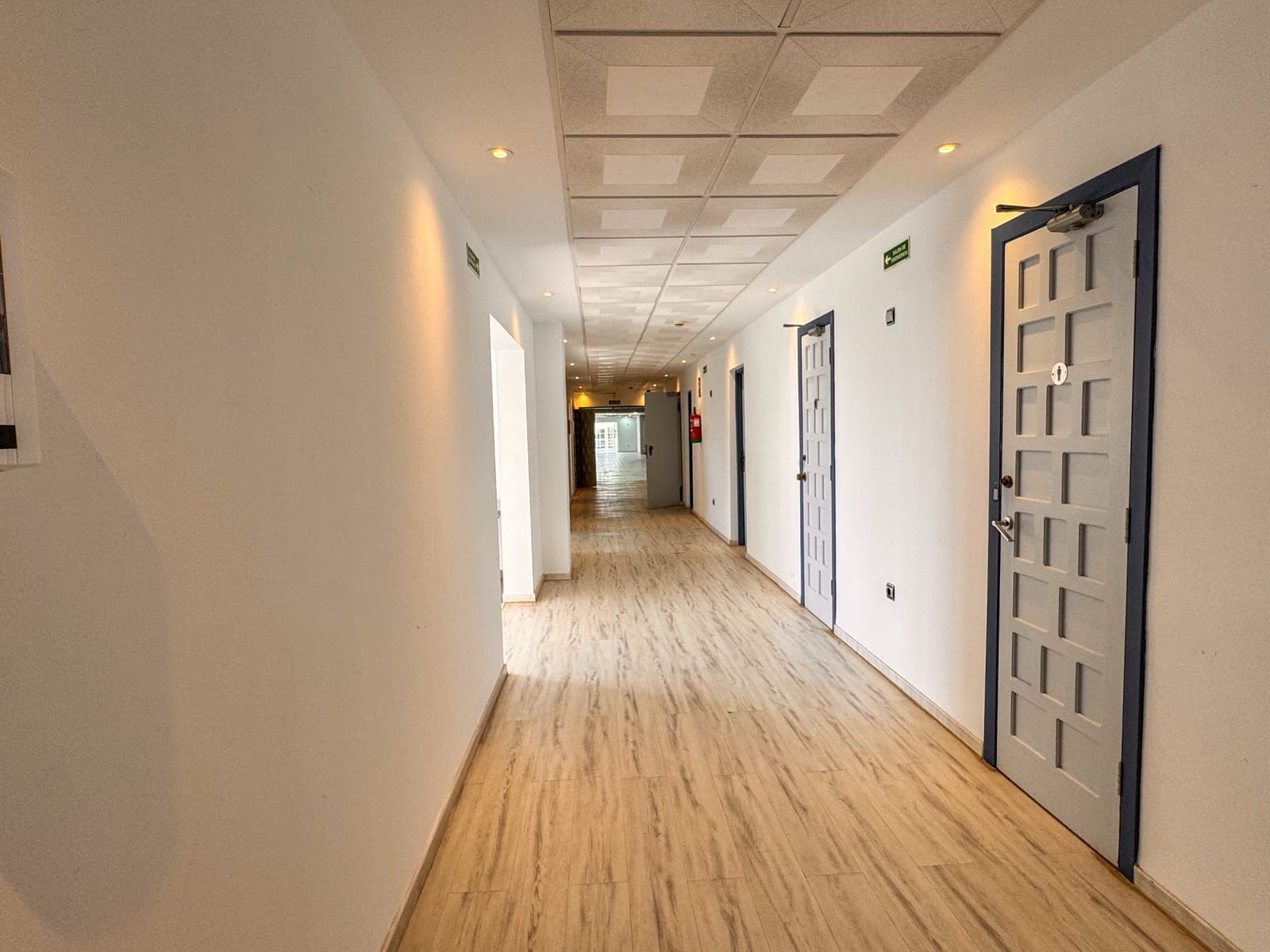 84 Zimmer Hotel zu verkaufen in Sotogrande mit Pool Garage - 9.500.000 € (Ref: 9301094)