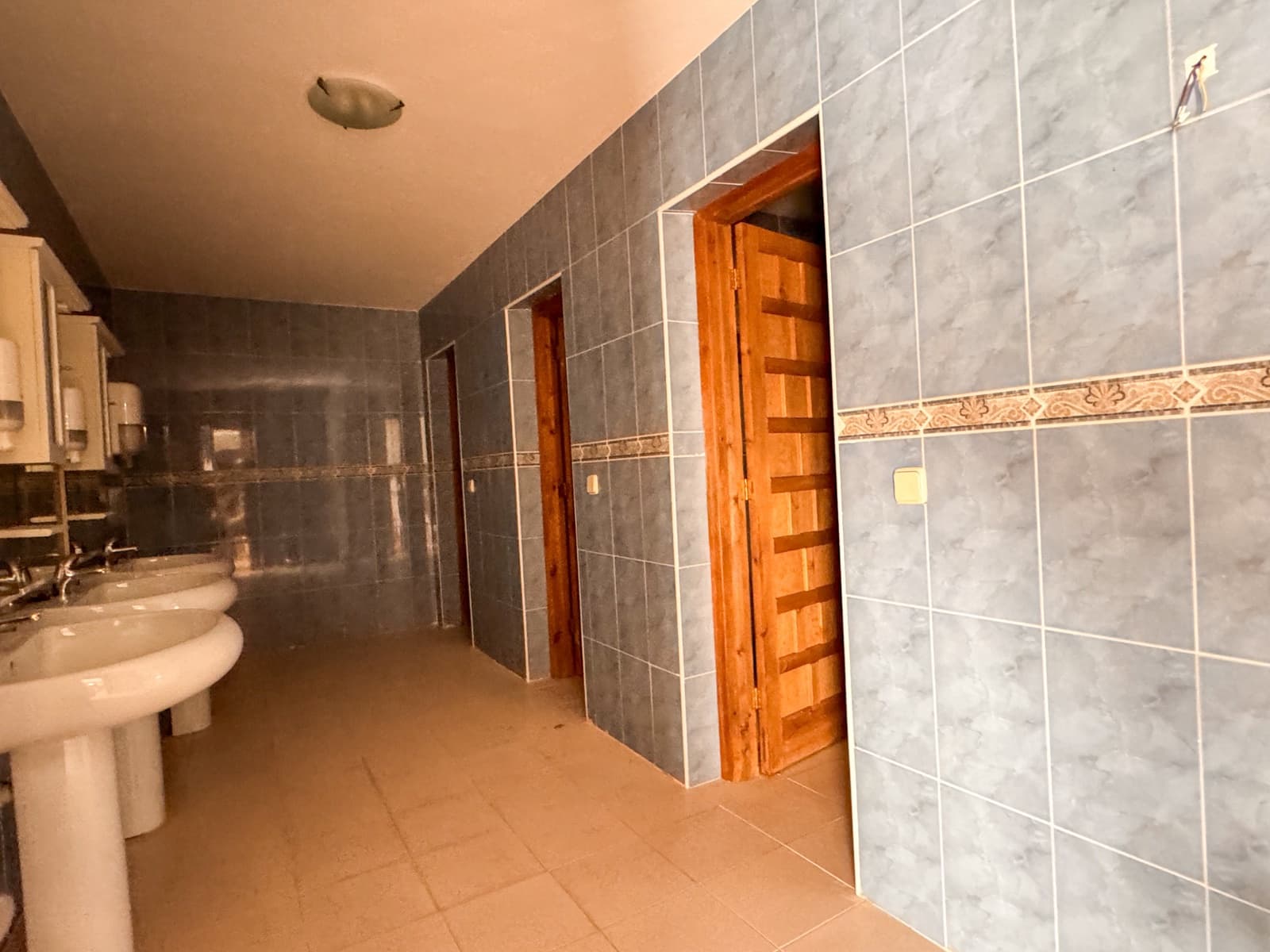 84 Zimmer Hotel zu verkaufen in Sotogrande mit Pool Garage - 9.500.000 € (Ref: 9301094)