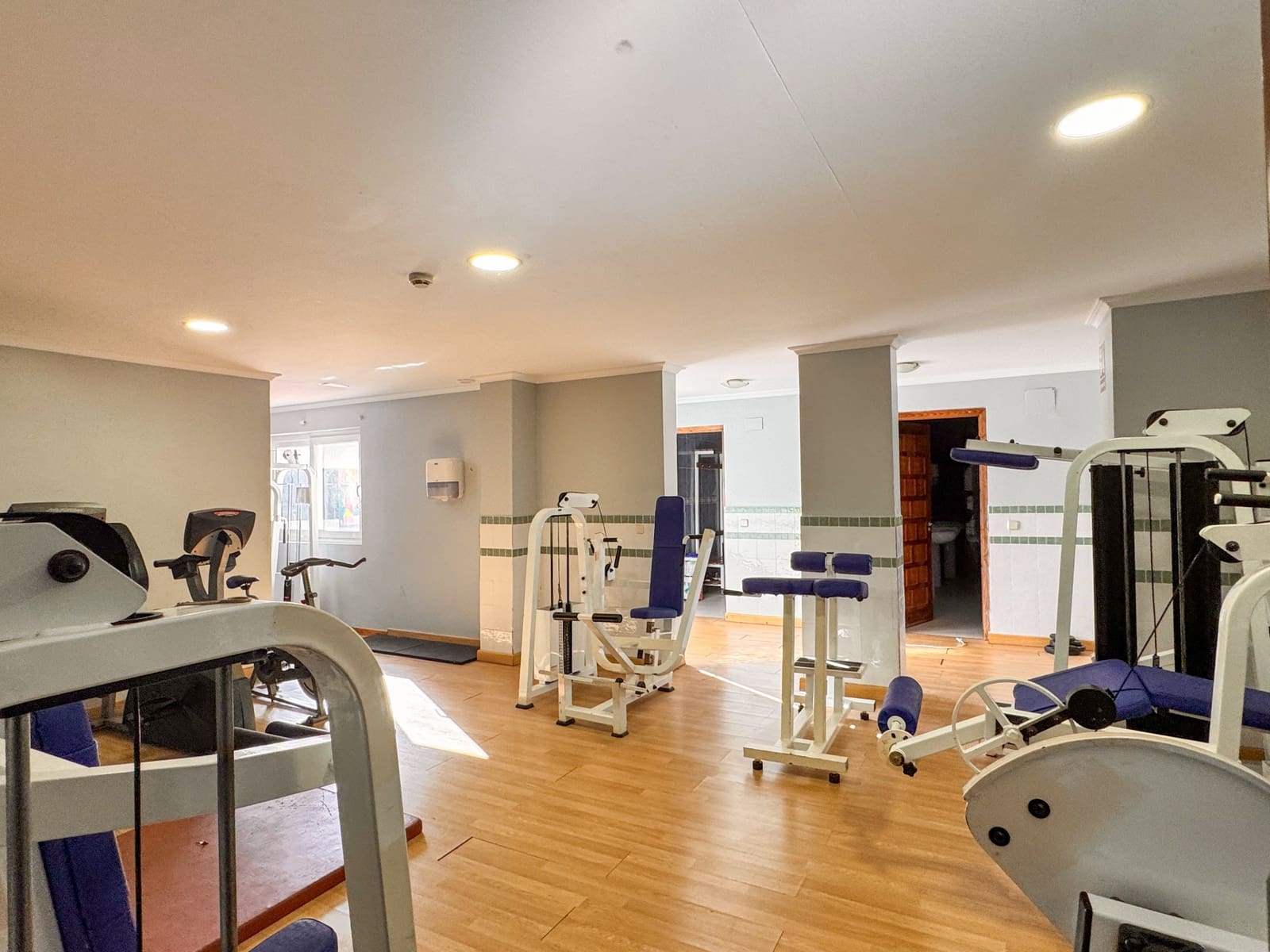 84 Zimmer Hotel zu verkaufen in Sotogrande mit Pool Garage - 9.500.000 € (Ref: 9301094)