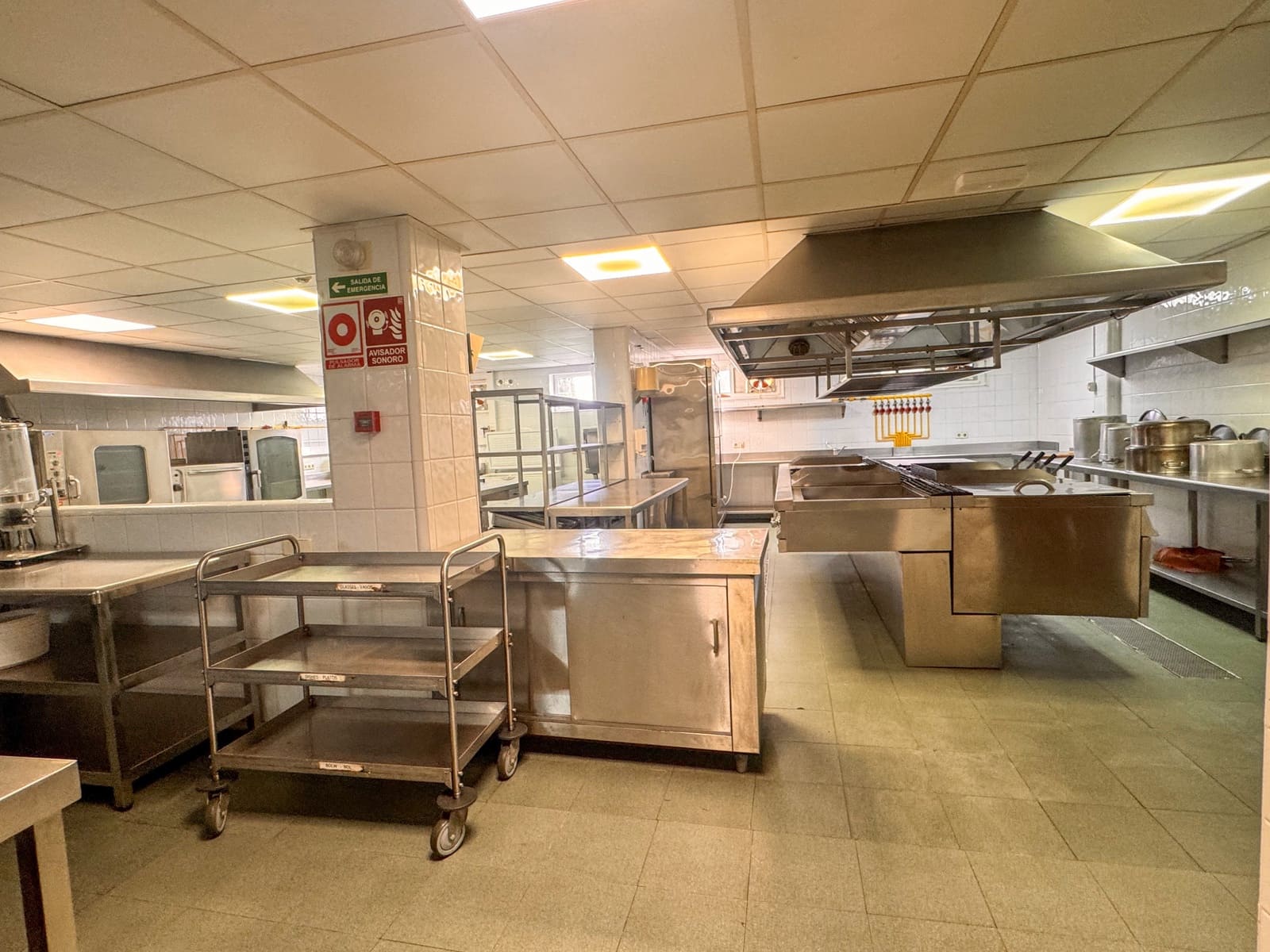 84 Zimmer Hotel zu verkaufen in Sotogrande mit Pool Garage - 9.500.000 € (Ref: 9301094)