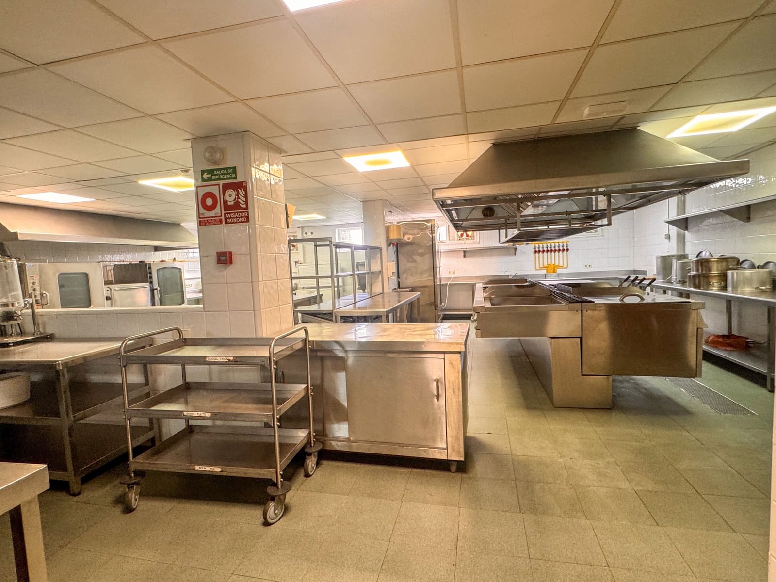 84 bedroom Hotel for sale in Sotogrande with pool garage - € 9,500,000 (Ref: 9301094)