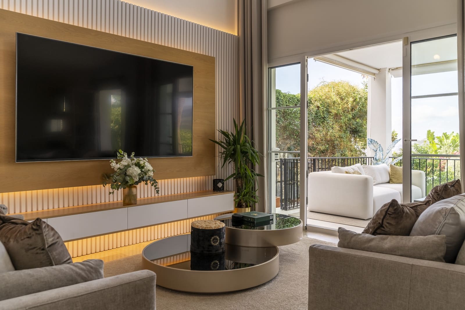 3 soverom Villa til salgs i Istan med svømmebasseng garasje - € 1 695 000 (Ref: 9305181)