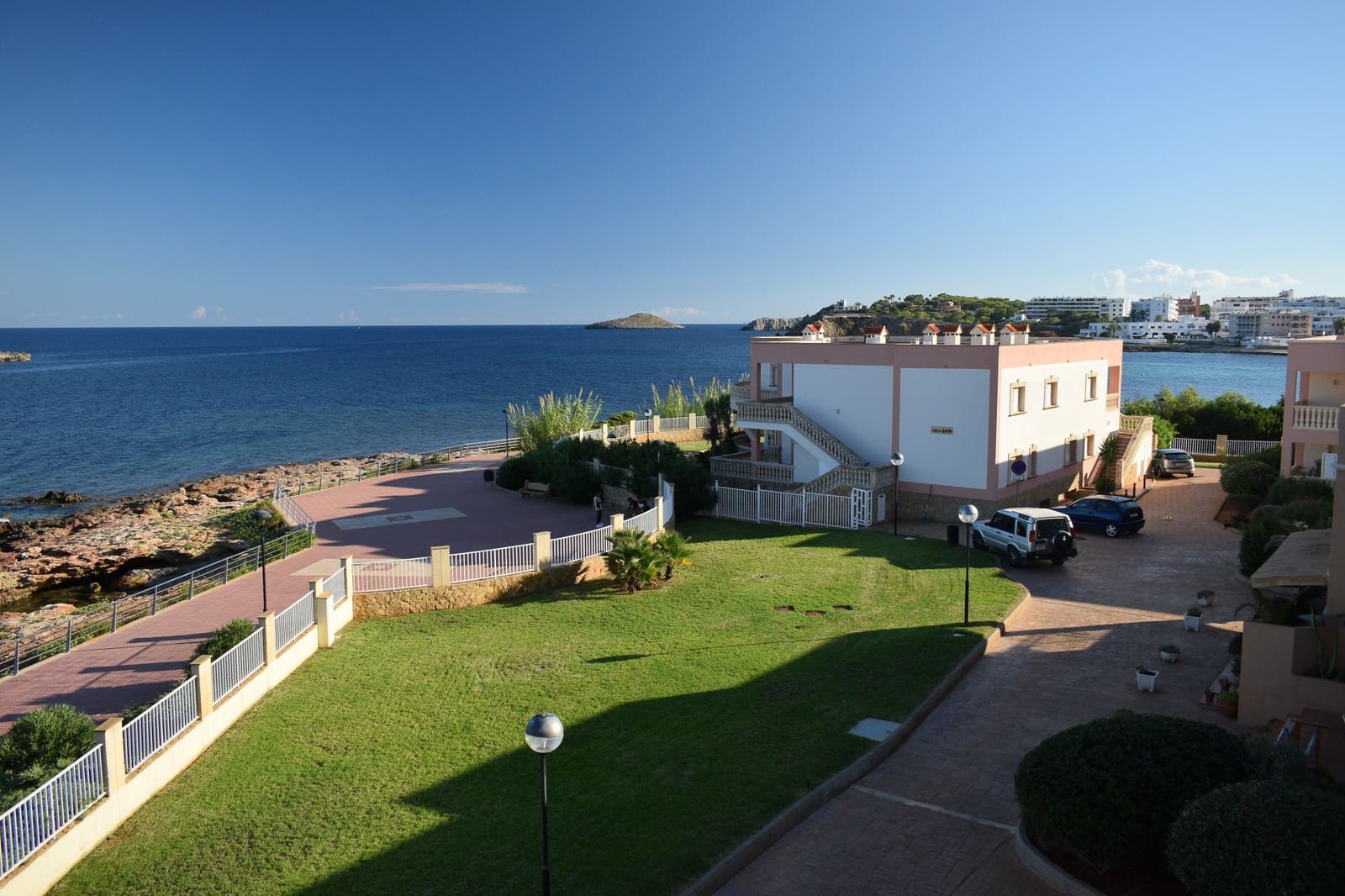 2 soveværelse Penthouse til salg i Es Cana med swimmingpool - € 785.000 (Ref: 9308588)