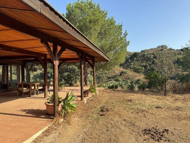 3 soveværelse Finca/Landehus til salg i La Cala de Mijas, Mijas med garage - € 795.000 (Ref: 9312950)