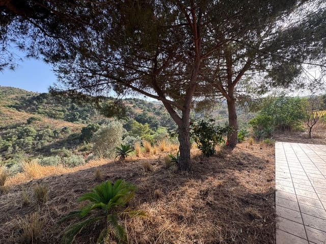 3 soveværelse Finca/Landehus til salg i La Cala de Mijas, Mijas med garage - € 795.000 (Ref: 9312950)