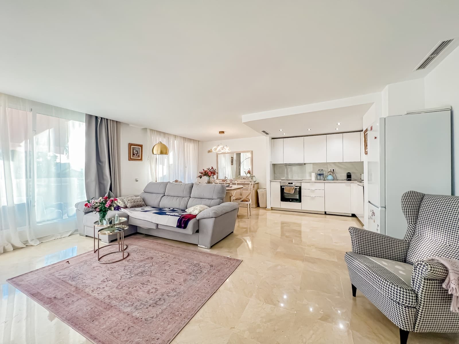 2 makuuhuone Huoneisto myytävänä paikassa Benahavis mukana uima-altaan 
autotalli - 400 000 € (Ref: 9330694)