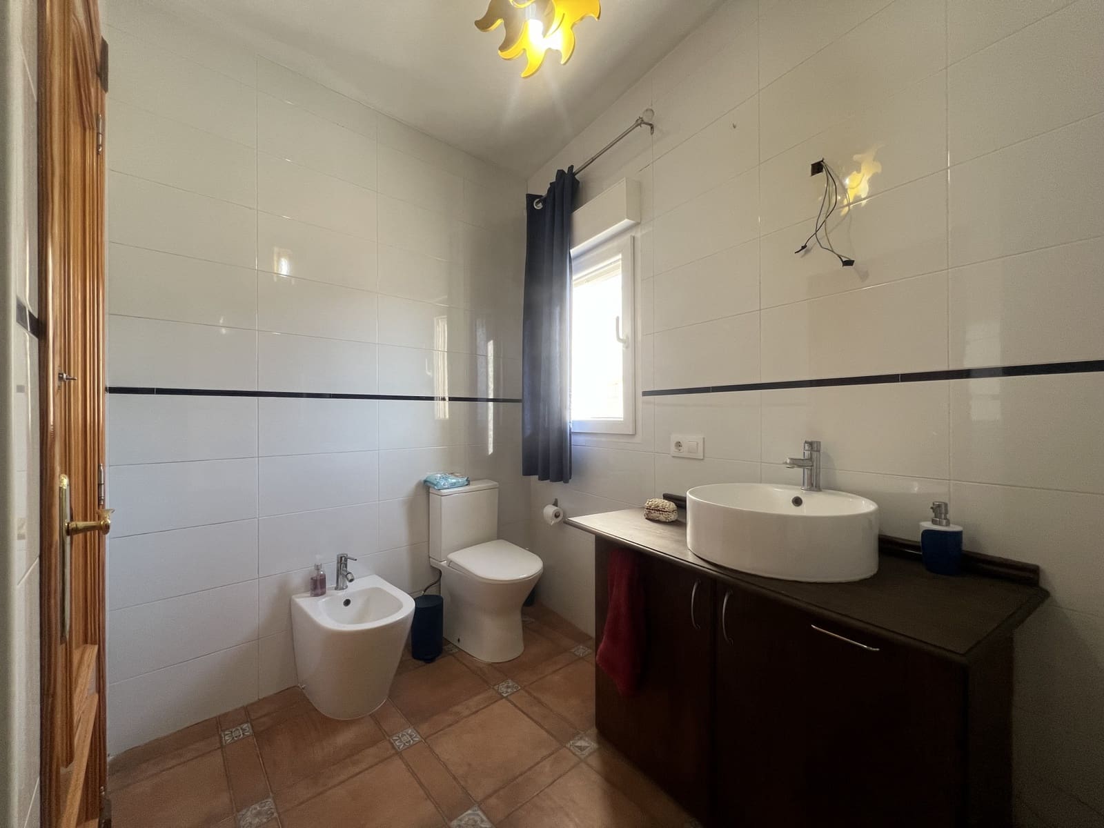 6 soveværelse Finca/Landehus til salg i Enix med swimmingpool - € 380.000 (Ref: 9330698)