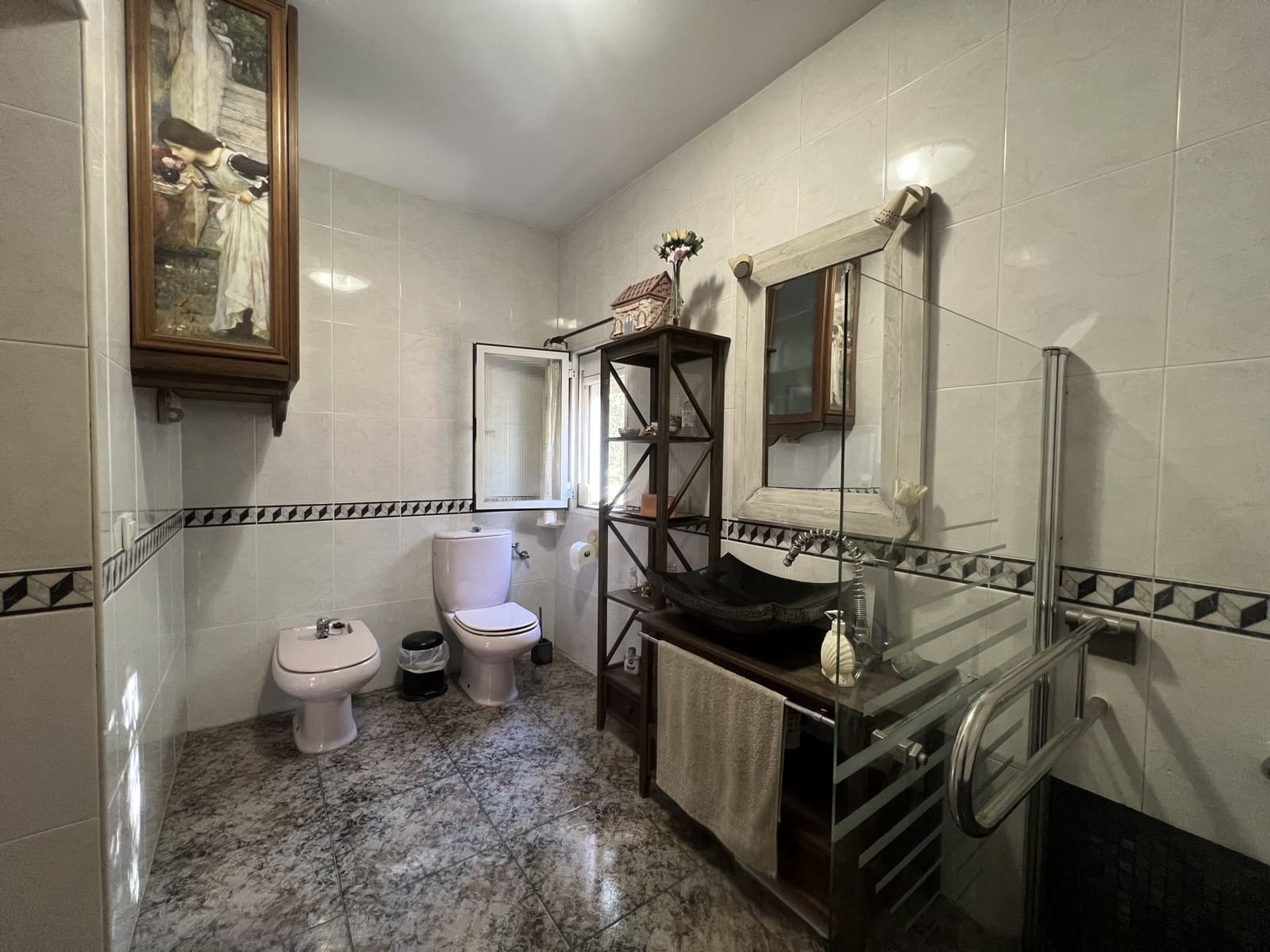 6 soveværelse Finca/Landehus til salg i Enix med swimmingpool - € 380.000 (Ref: 9330698)