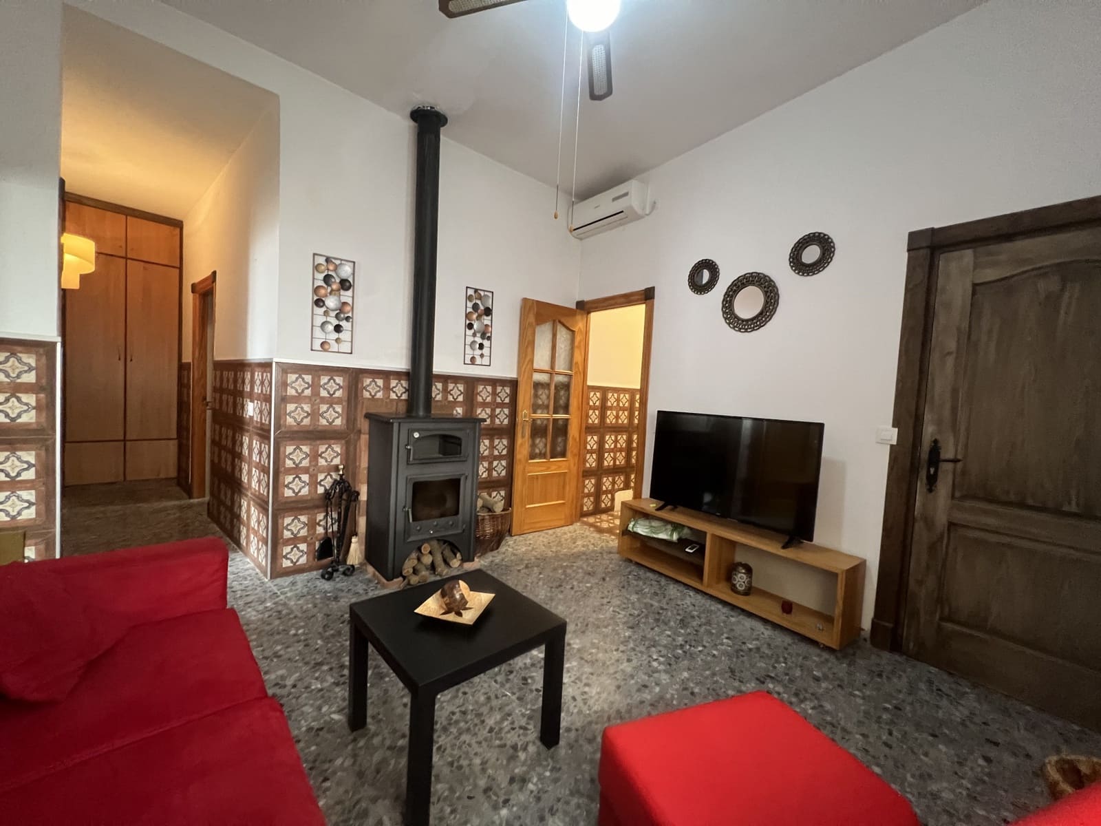 6 soveværelse Finca/Landehus til salg i Enix med swimmingpool - € 380.000 (Ref: 9330698)