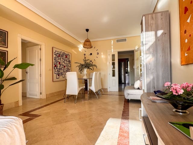 2 sovrum Lägenhet till salu i Sotogrande, San Roque med pool garage - 525 000 € (Ref: 9335029)