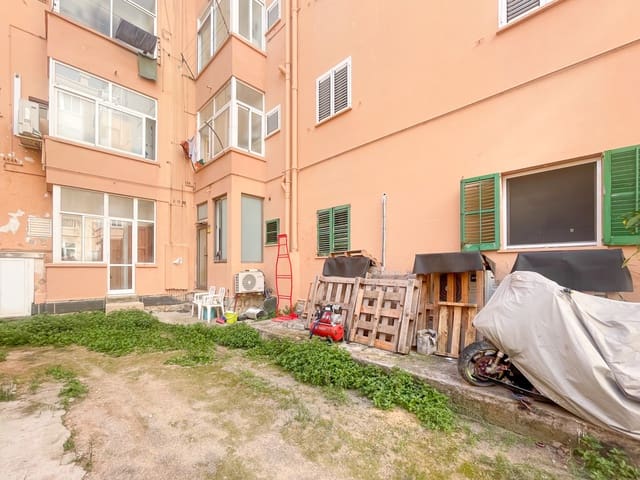 Commercial for sale in Ibiza / Eivissa town with garage - € 700,000 (Ref: 9344654)