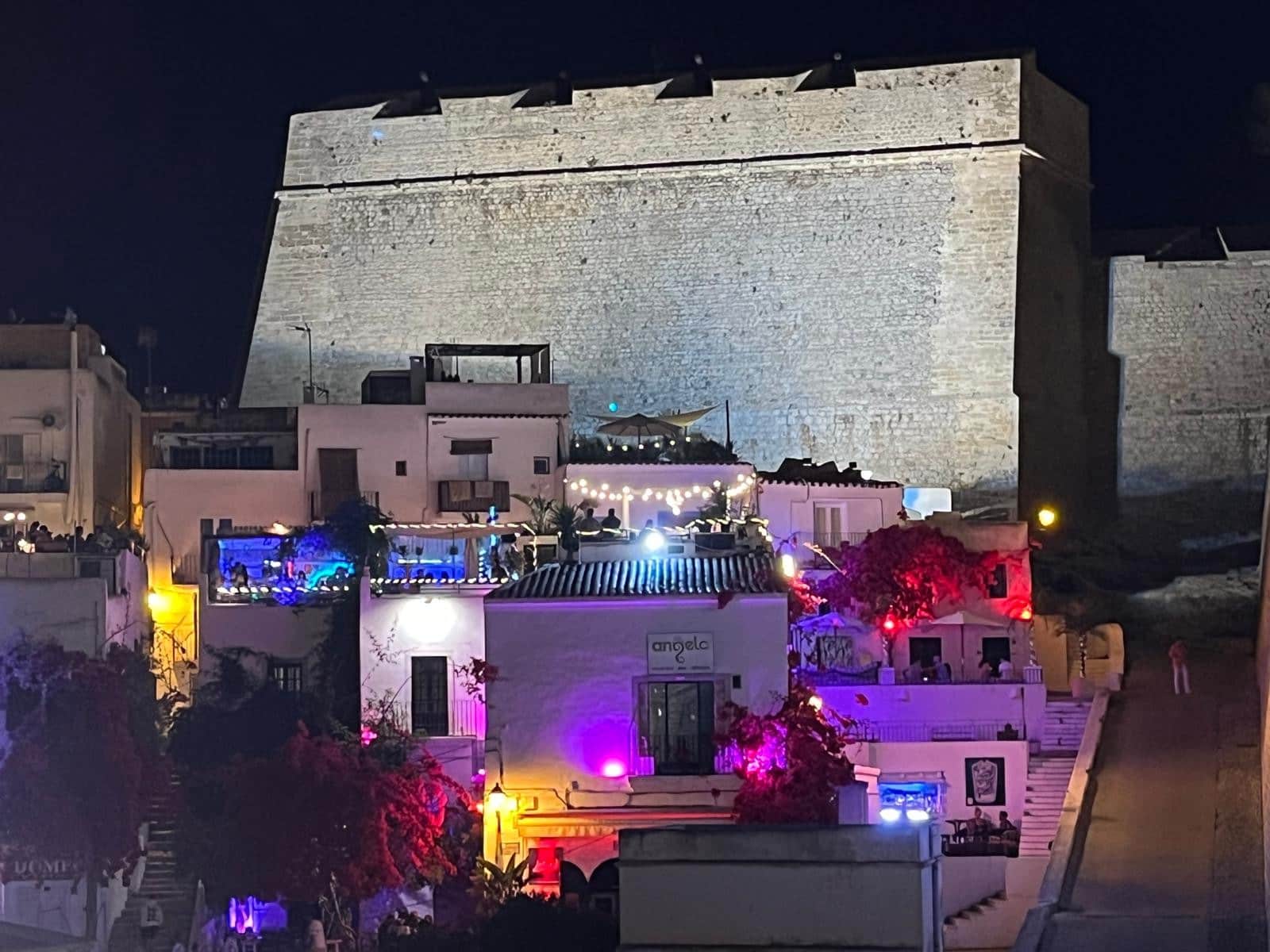 Restaurant/Bar til salgs i Ibiza by - € 435 000 (Ref: 9344655)