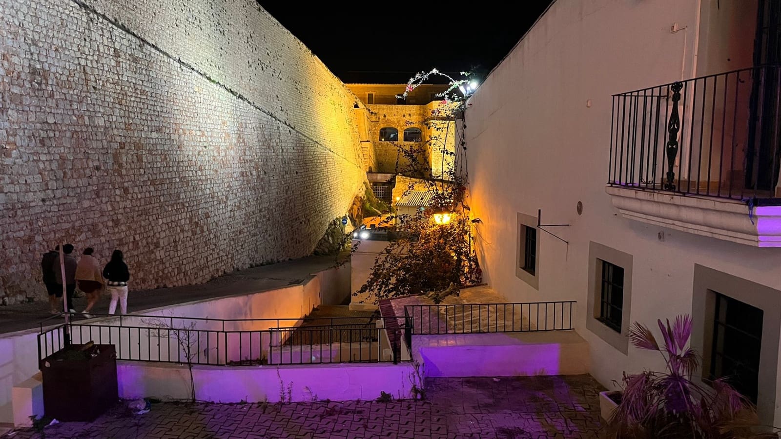 Restaurant/Bar til salgs i Ibiza by - € 435 000 (Ref: 9344655)