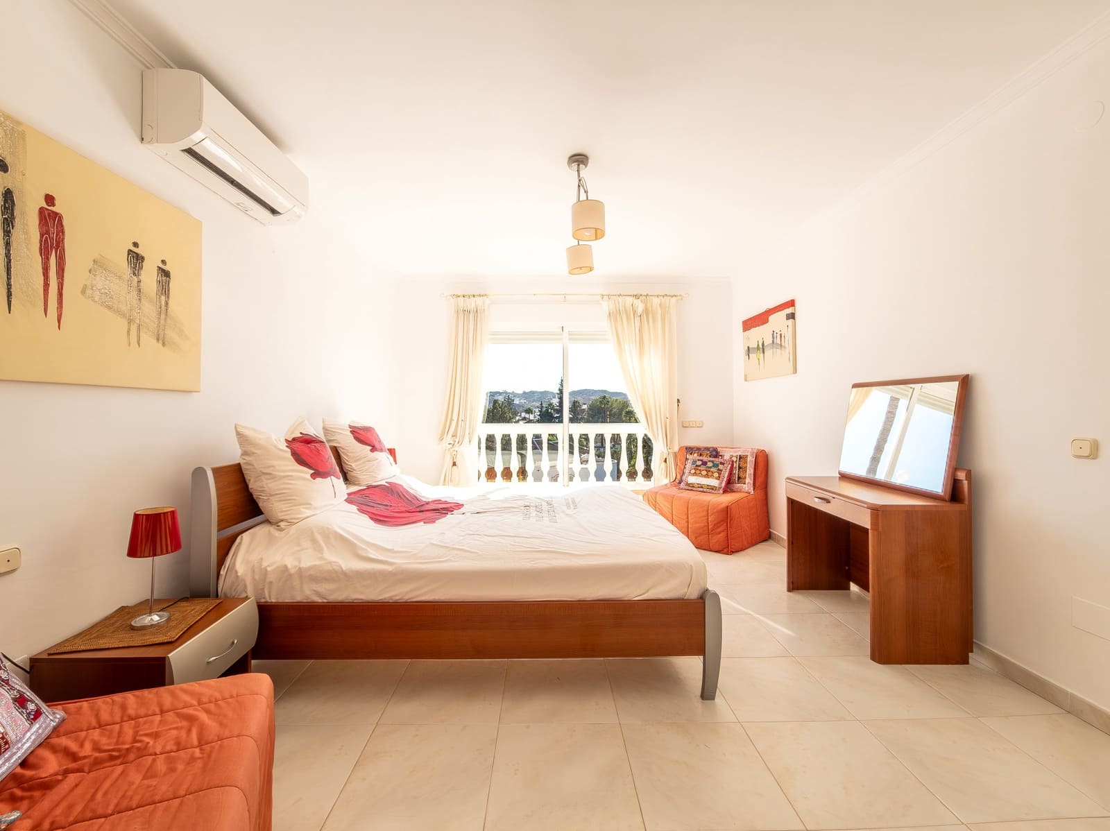 5 makuuhuone Huvila myytävänä paikassa Mijas Costa mukana uima-altaan 
autotalli - 1 000 000 € (Ref: 9359388)