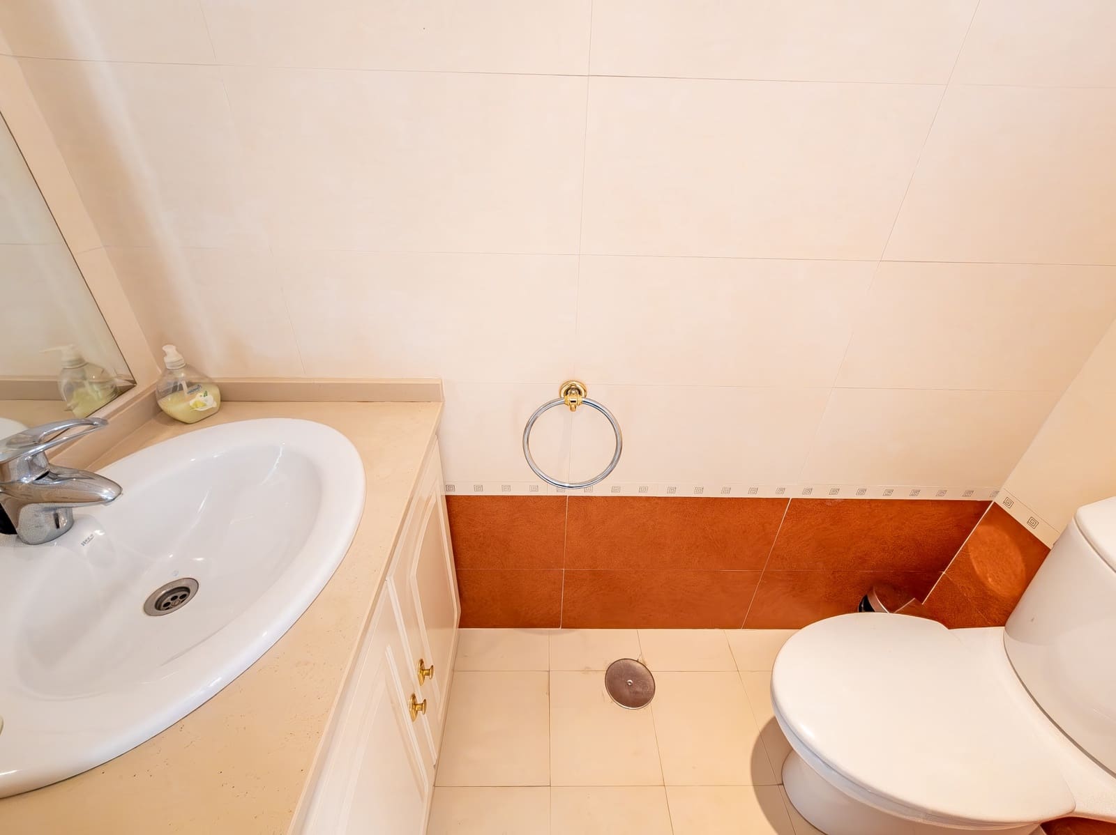 5 makuuhuone Huvila myytävänä paikassa Mijas Costa mukana uima-altaan 
autotalli - 1 000 000 € (Ref: 9359388)