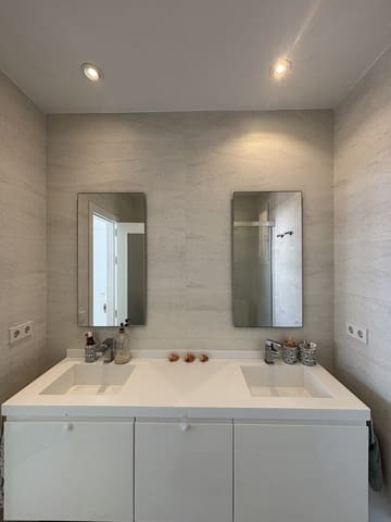 Apartamento de 1 habitación en Roca Llisa, Santa Eulalia / Santa Eularia en venta con piscina garaje - 695.000 € (Ref: 9359389)