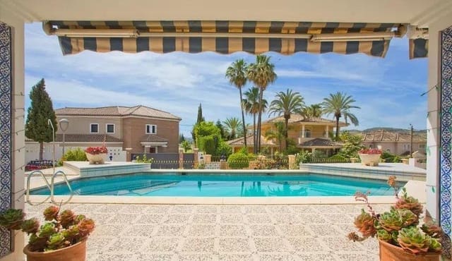 3 soveværelse Villa til salg i Mijas Costa, Mijas med swimmingpool garage - € 1.800.000 (Ref: 9362389)