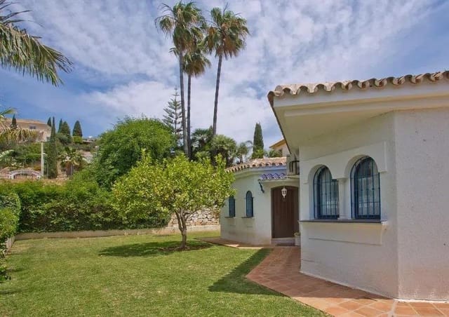 3 slaapkamer Villa te koop in Mijas Costa, Mijas met zwembad garage - € 1.650.000 (Ref: 9362389)