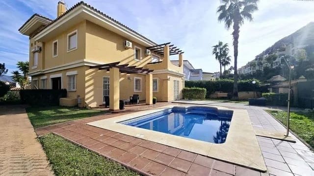 4 soveværelse Villa til salg i Mijas Costa, Mijas med swimmingpool garage - € 790.000 (Ref: 9362391)