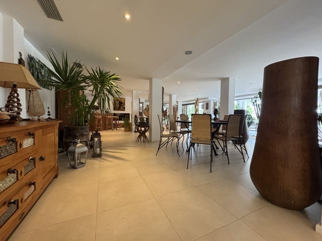 5 soveværelse Villa til salg i Pinos de Alhaurin, Alhaurín de la Torre med swimmingpool garage - € 1.300.000 (Ref: 9367348)