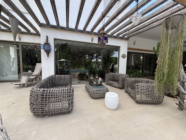 5 soveværelse Villa til salg i Pinos de Alhaurin, Alhaurín de la Torre med swimmingpool garage - € 1.300.000 (Ref: 9367348)