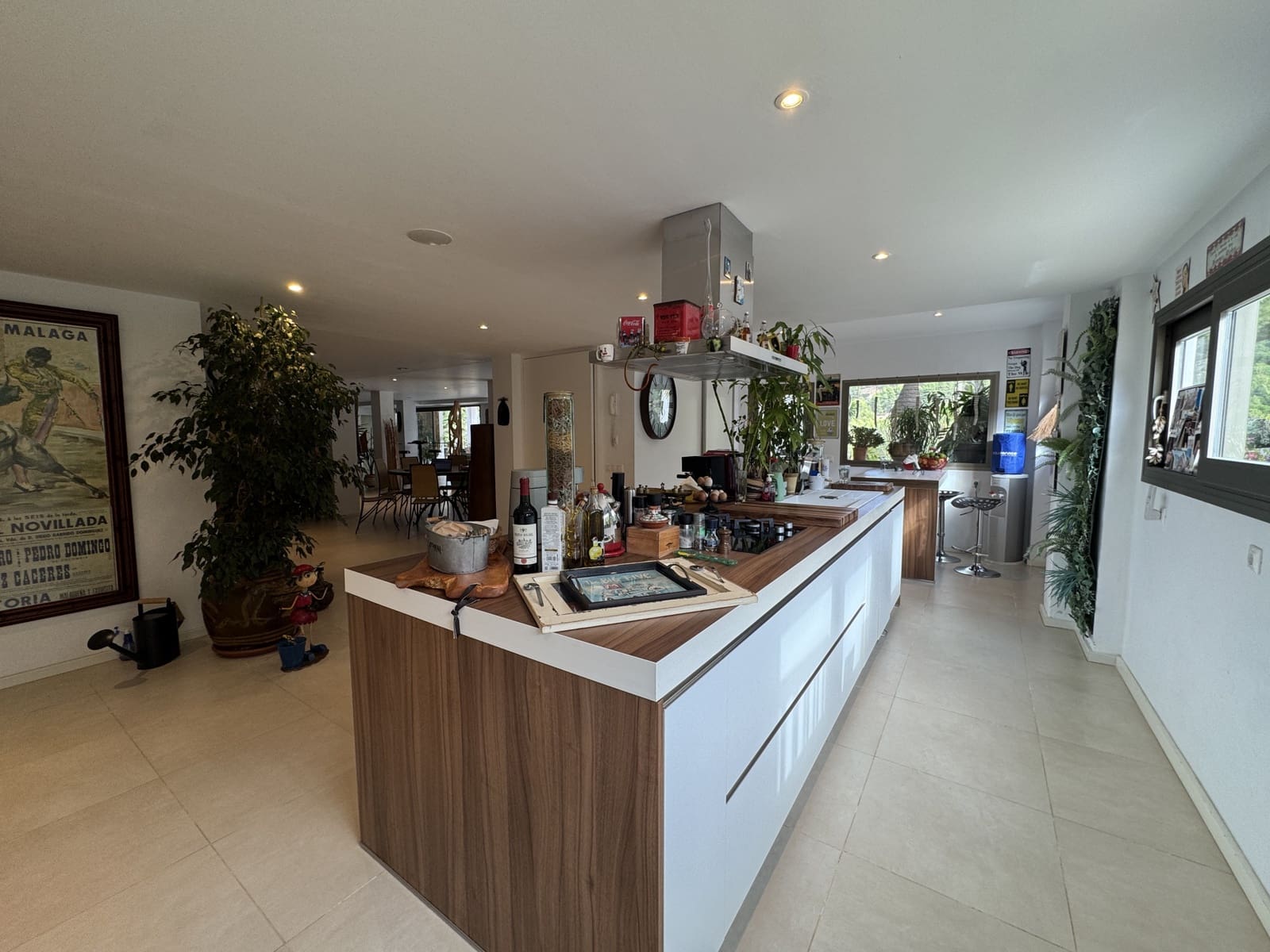 5 soverom Villa til salgs i Pinos de Alhaurin med svømmebasseng garasje - € 1 300 000 (Ref: 9367348)