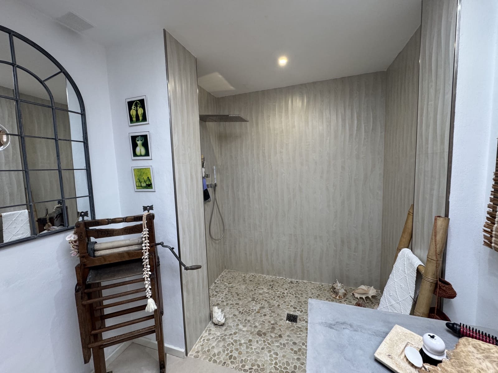 5 soverom Villa til salgs i Pinos de Alhaurin med svømmebasseng garasje - € 1 300 000 (Ref: 9367348)
