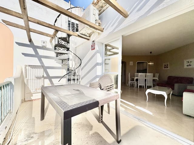 2 soveværelse Penthouse til salg i Mijas Costa, Mijas med swimmingpool garage - € 340.000 (Ref: 9371966)