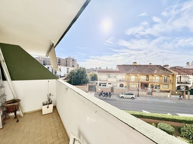 3 makuuhuone Huoneisto myytävänä paikassa Fuengirola mukana 
autotalli - 320 000 € (Ref: 9375156)