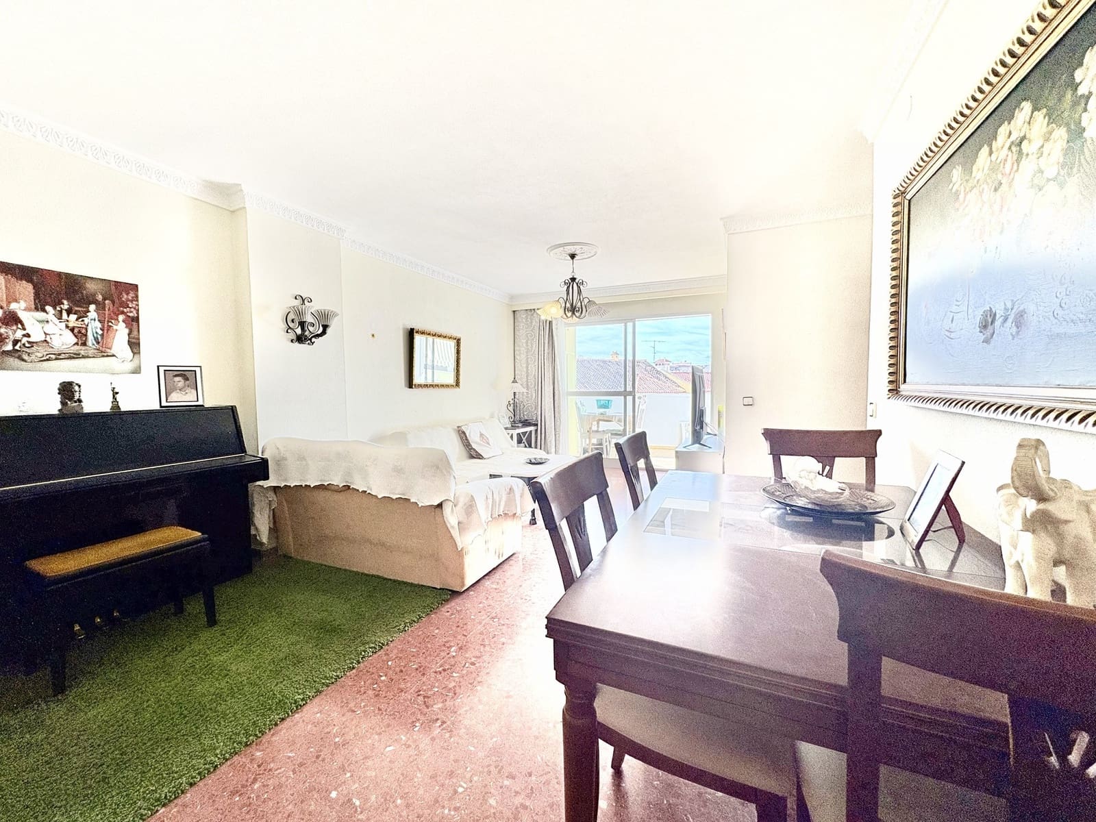 3 makuuhuone Huoneisto myytävänä paikassa Fuengirola mukana 
autotalli - 320 000 € (Ref: 9375156)