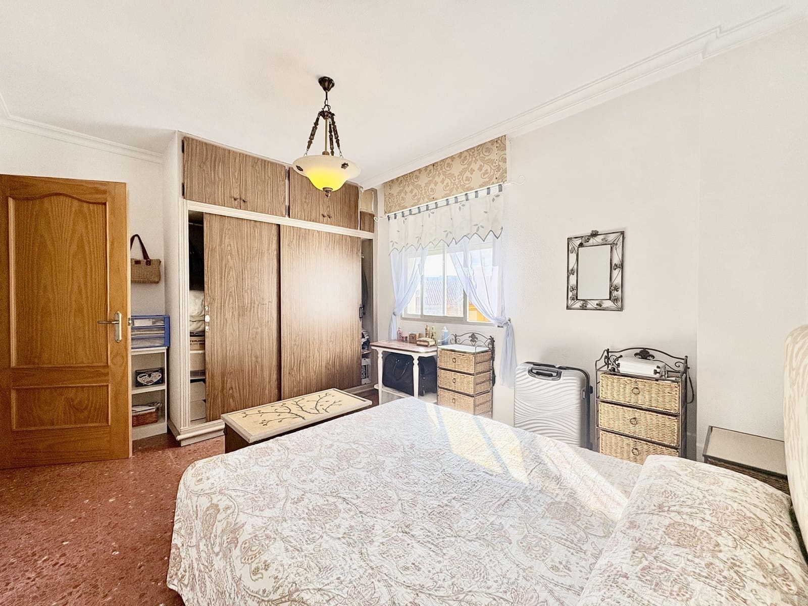 3 makuuhuone Huoneisto myytävänä paikassa Fuengirola mukana 
autotalli - 320 000 € (Ref: 9375156)