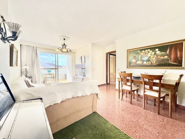 3 makuuhuone Huoneisto myytävänä paikassa Fuengirola mukana 
autotalli - 320 000 € (Ref: 9375156)