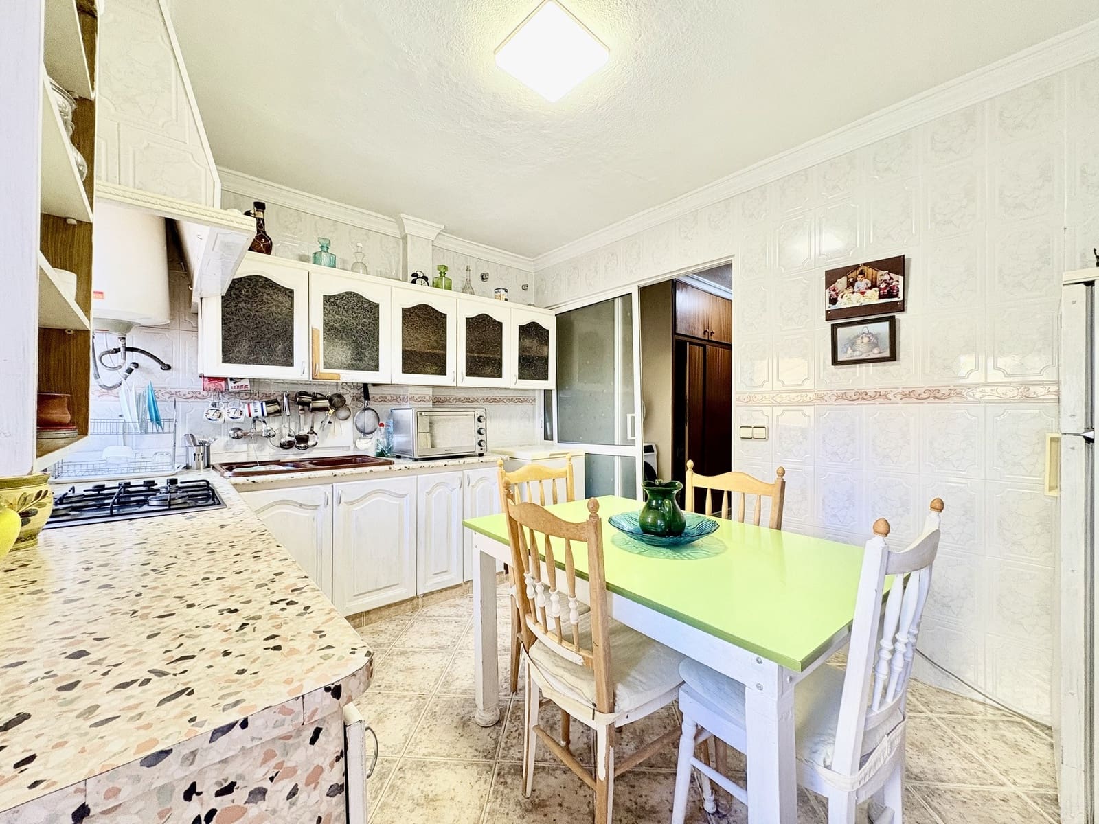 3 makuuhuone Huoneisto myytävänä paikassa Fuengirola mukana 
autotalli - 320 000 € (Ref: 9375156)