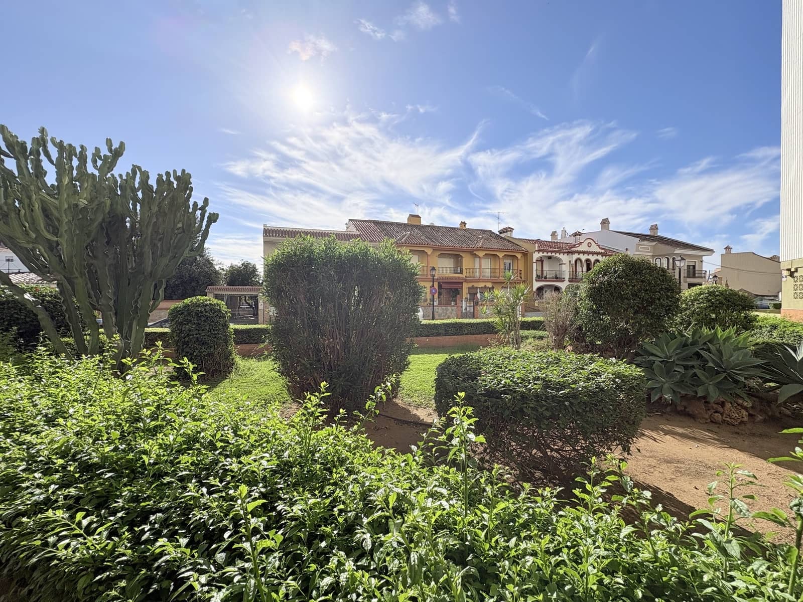 3 makuuhuone Huoneisto myytävänä paikassa Fuengirola mukana 
autotalli - 320 000 € (Ref: 9375156)