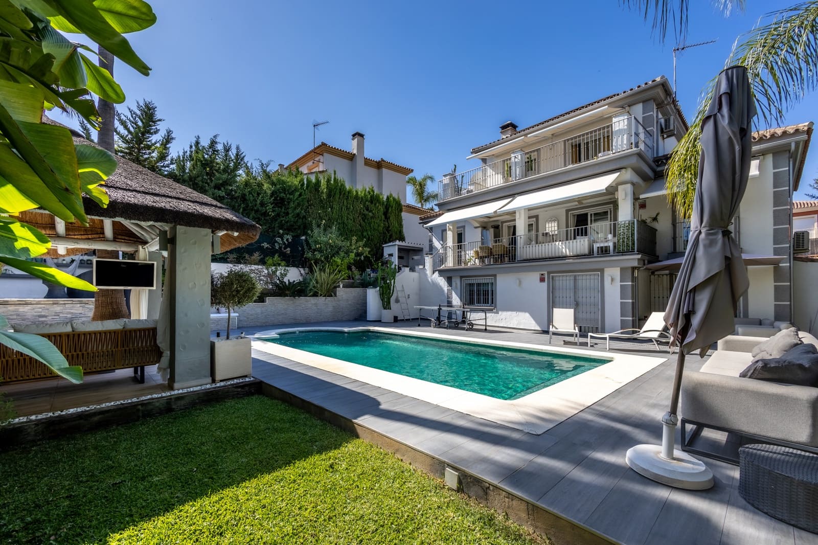 6 slaapkamer Villa te koop in Coin met zwembad garage - € 995.000 (Ref: 9375157)