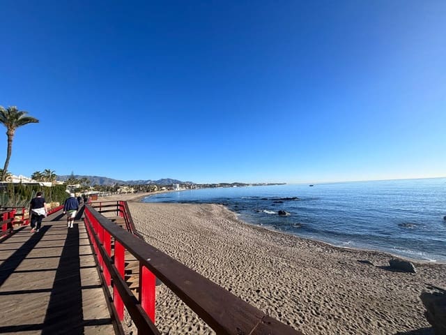 9 soveværelse Villa til salg i Mijas Costa, Mijas med swimmingpool garage - € 1.699.000 (Ref: 9377892)