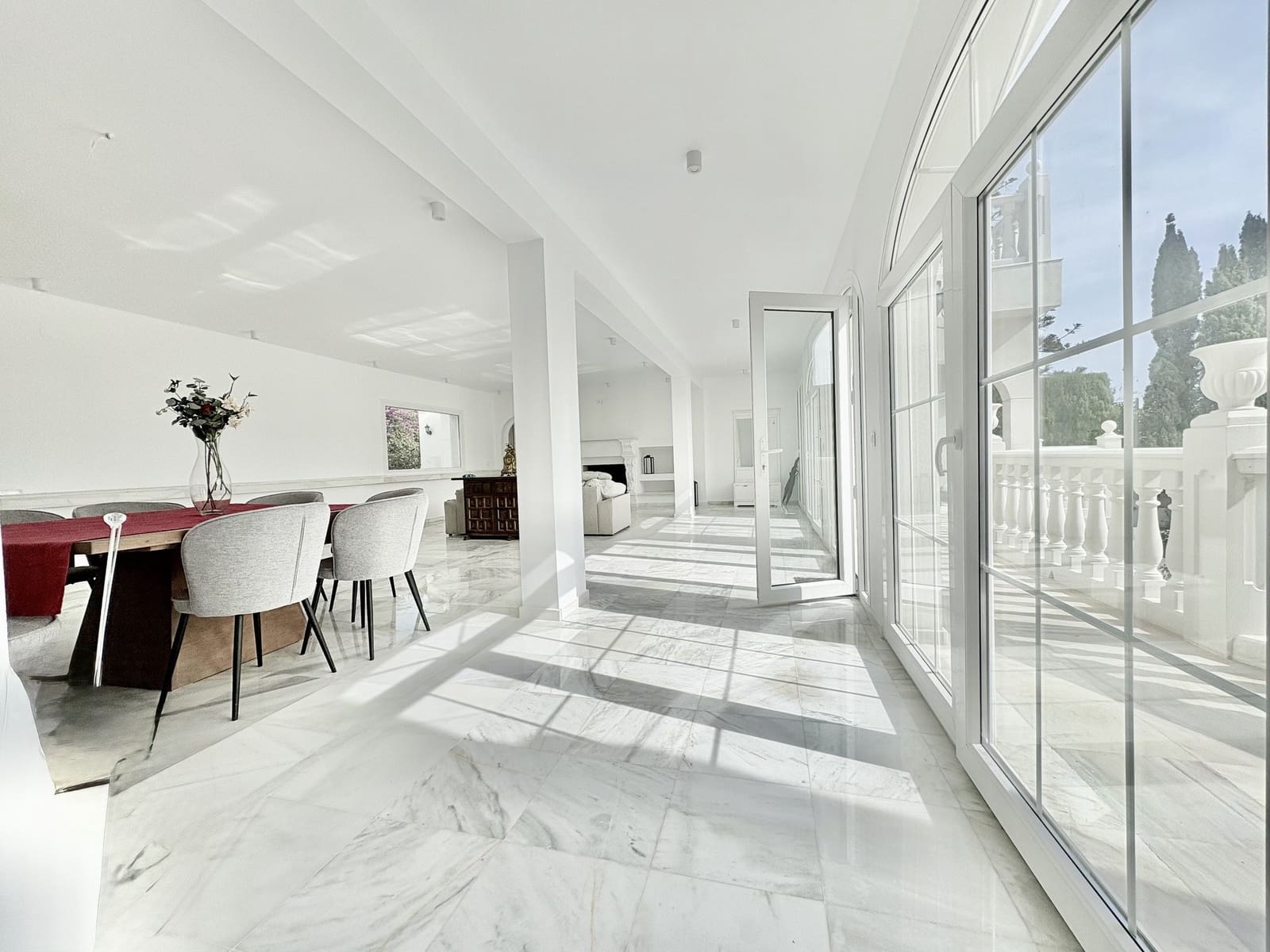 9 bedroom Villa for sale in Mijas Costa with pool garage - € 1,699,000 (Ref: 9377892)