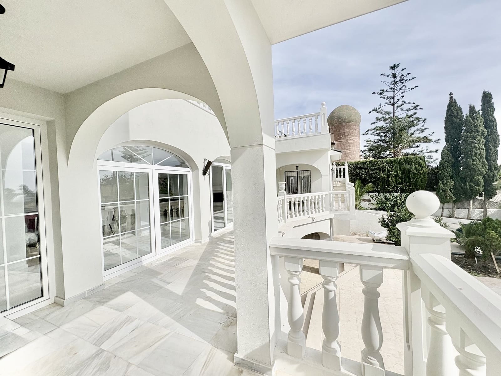 9 bedroom Villa for sale in Mijas Costa with pool garage - € 1,699,000 (Ref: 9377892)