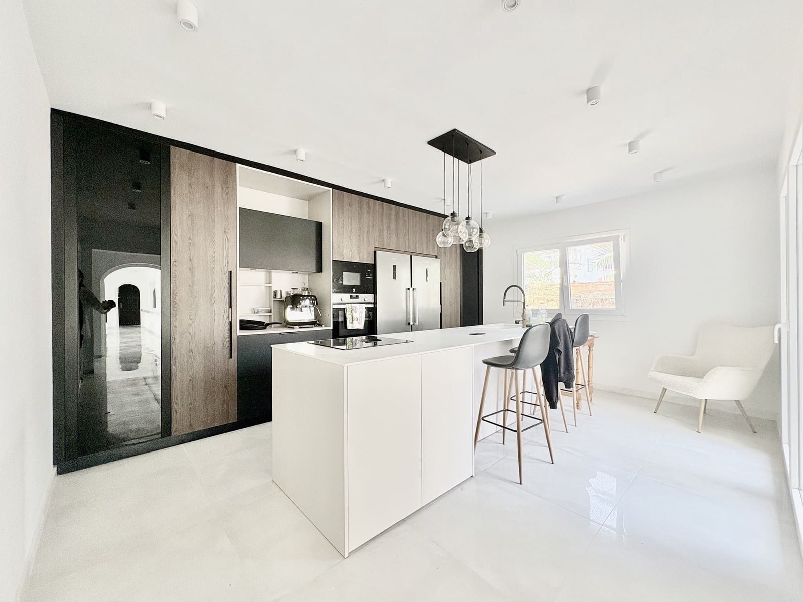 9 bedroom Villa for sale in Mijas Costa with pool garage - € 1,699,000 (Ref: 9377892)