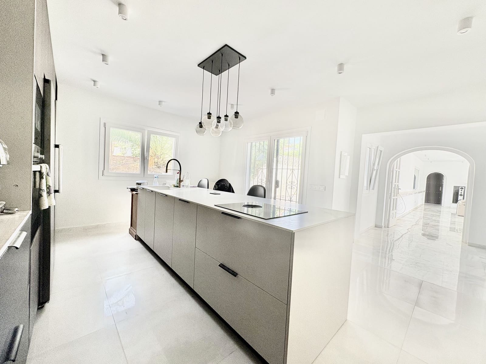 9 bedroom Villa for sale in Mijas Costa with pool garage - € 1,699,000 (Ref: 9377892)