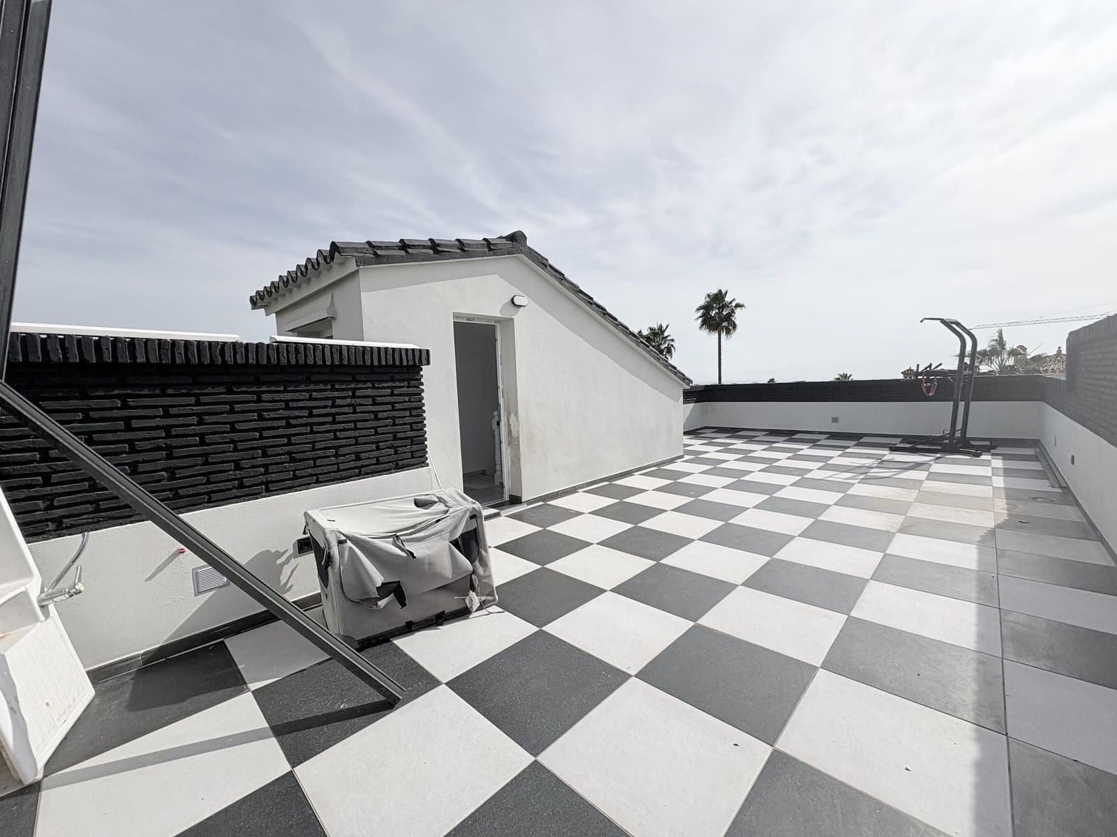 9 bedroom Villa for sale in Mijas Costa with pool garage - € 1,699,000 (Ref: 9377892)