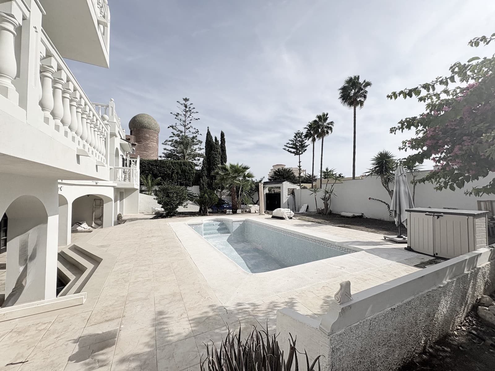 9 bedroom Villa for sale in Mijas Costa with pool garage - € 1,699,000 (Ref: 9377892)
