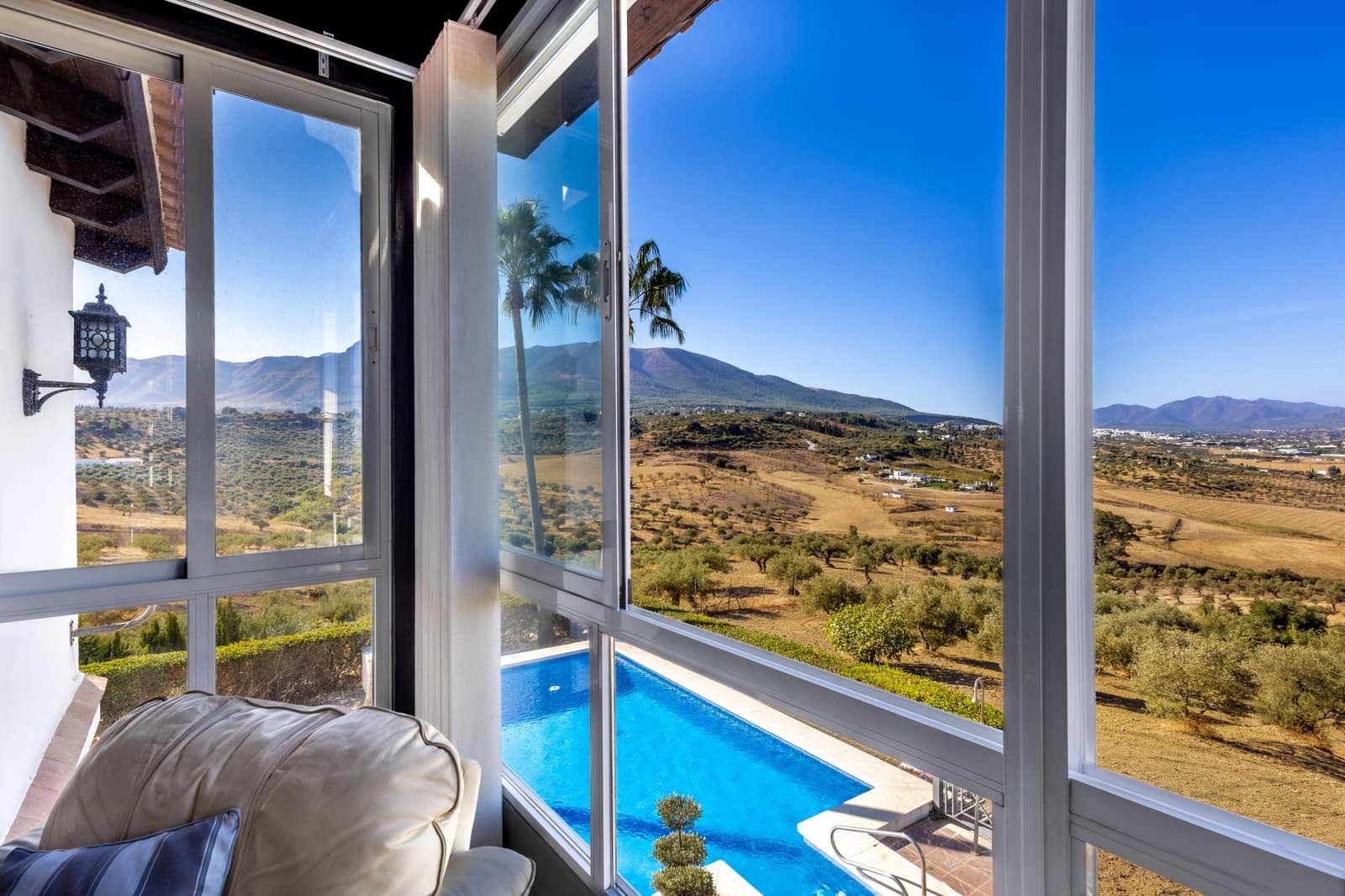 4 sypialnia Willa na sprzedaż w Alhaurin el Grande - 745 000 € (Ref: 9378939)