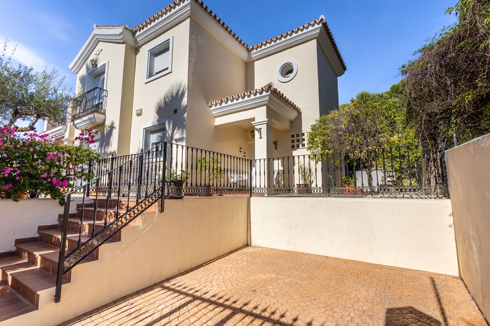 3 camera da letto Villa in vendita in Alhaurin Golf con piscina garage - 695.000 € (Rif: 9378940)