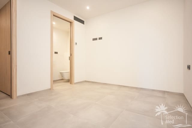 Apartamento de 2 habitaciones en Santa Eulalia / Santa Eularia en venta con piscina - 820.000 € (Ref: 9385429)