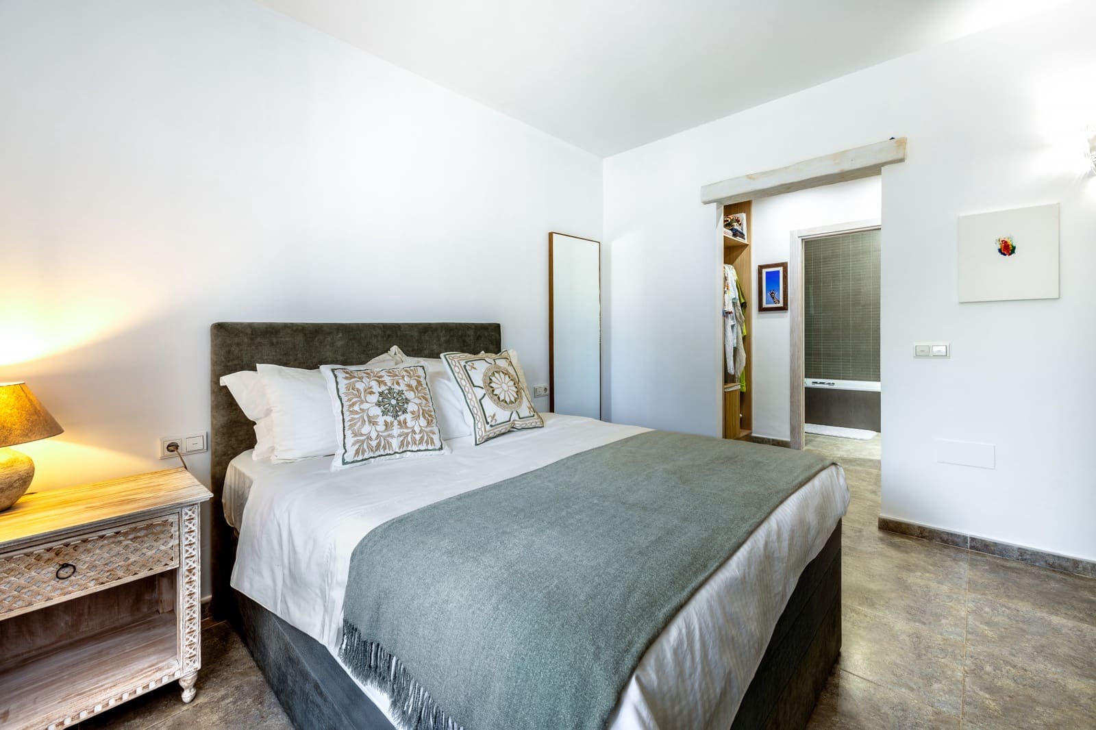 3 bedroom Villa for sale in Mijas with pool garage - € 1,450,000 (Ref: 9385430)