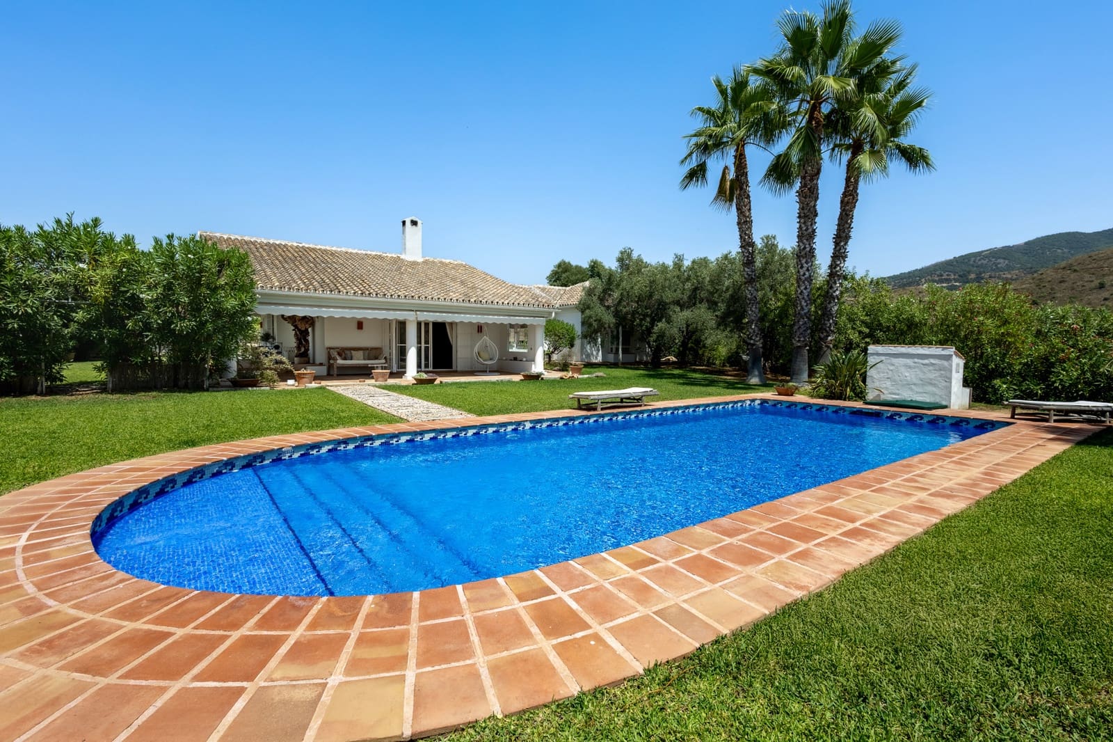 3 bedroom Villa for sale in Mijas with pool garage - € 1,450,000 (Ref: 9385430)